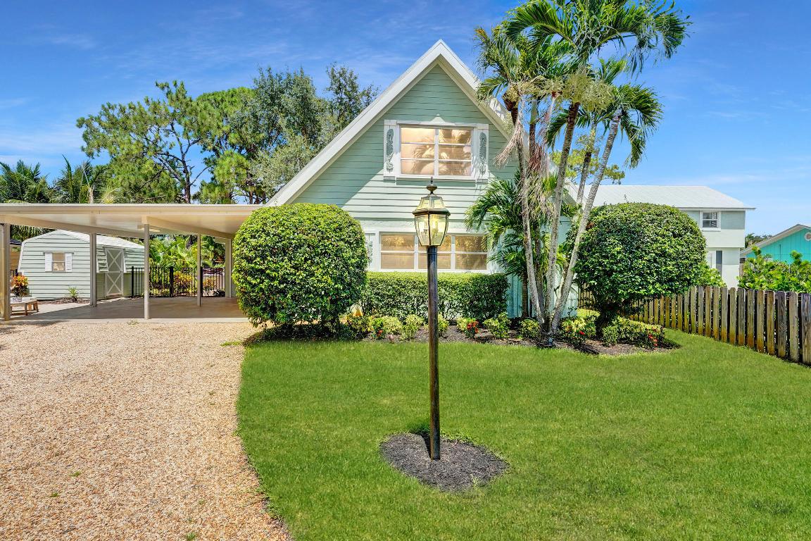 1407 SW Peninsula Lane