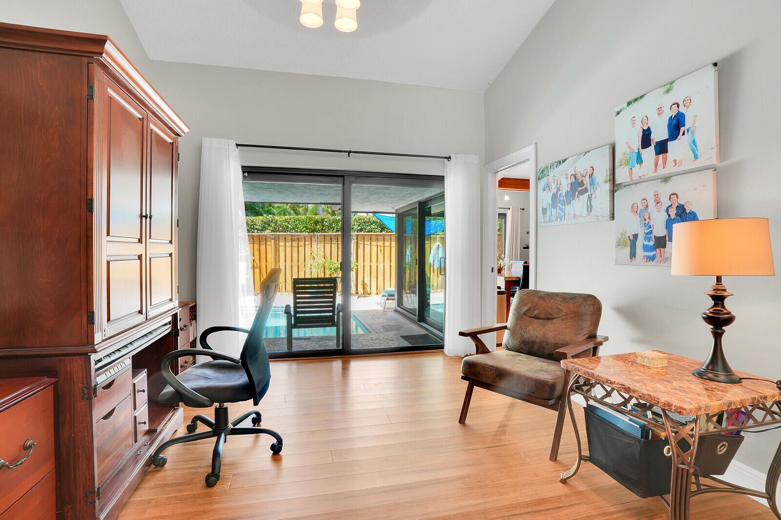 12 Bannock Road