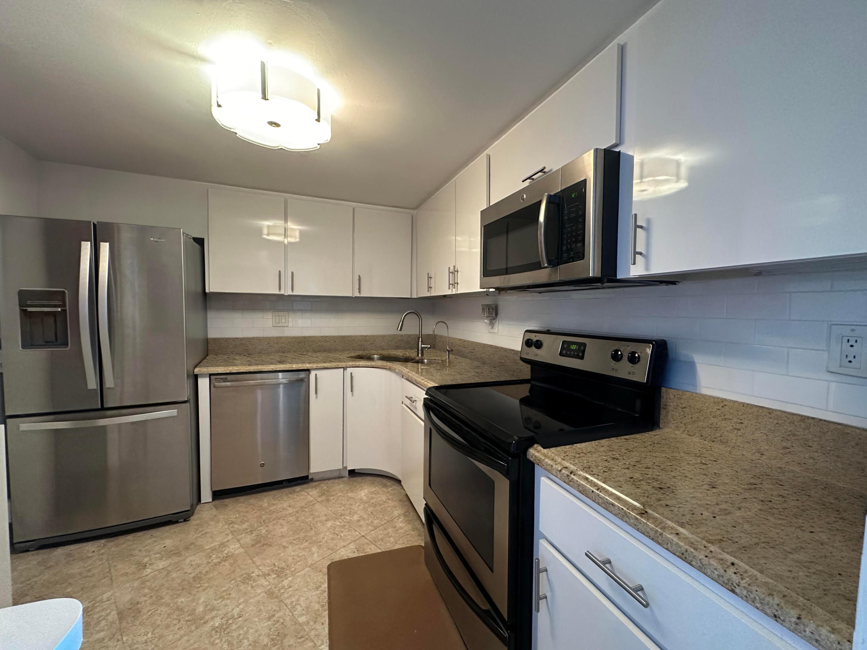 1200 S Flagler Drive 802