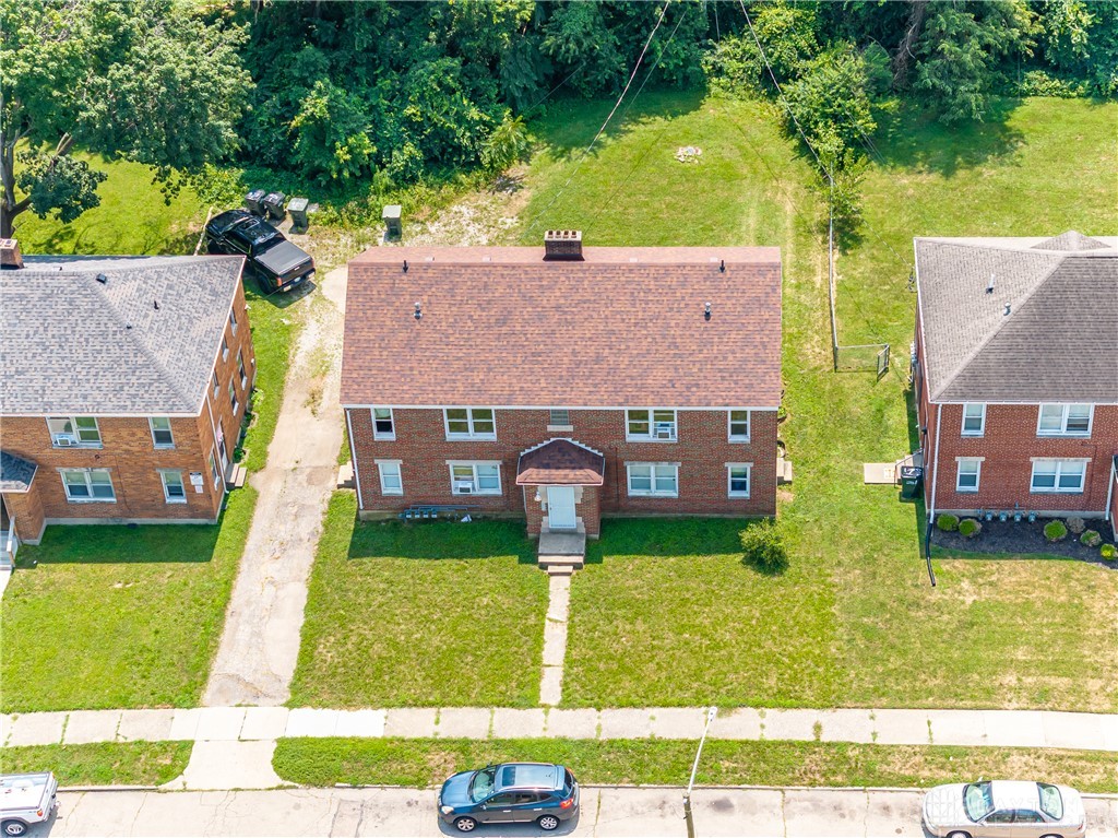416 E Bruce Avenue