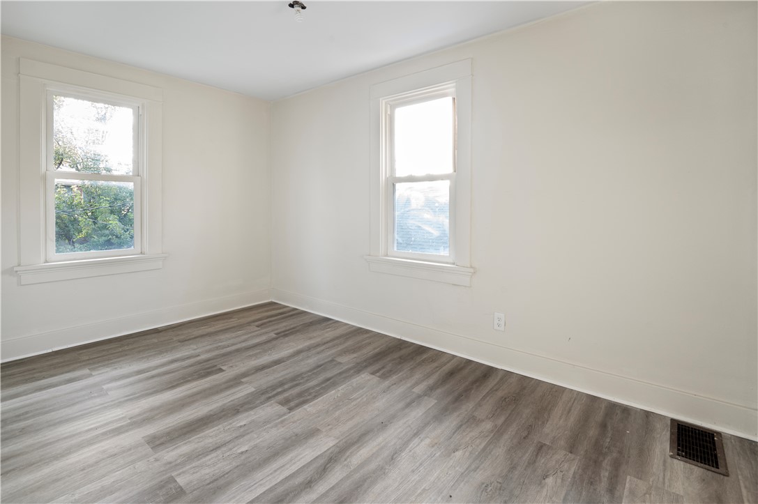 1140 Croyden Drive