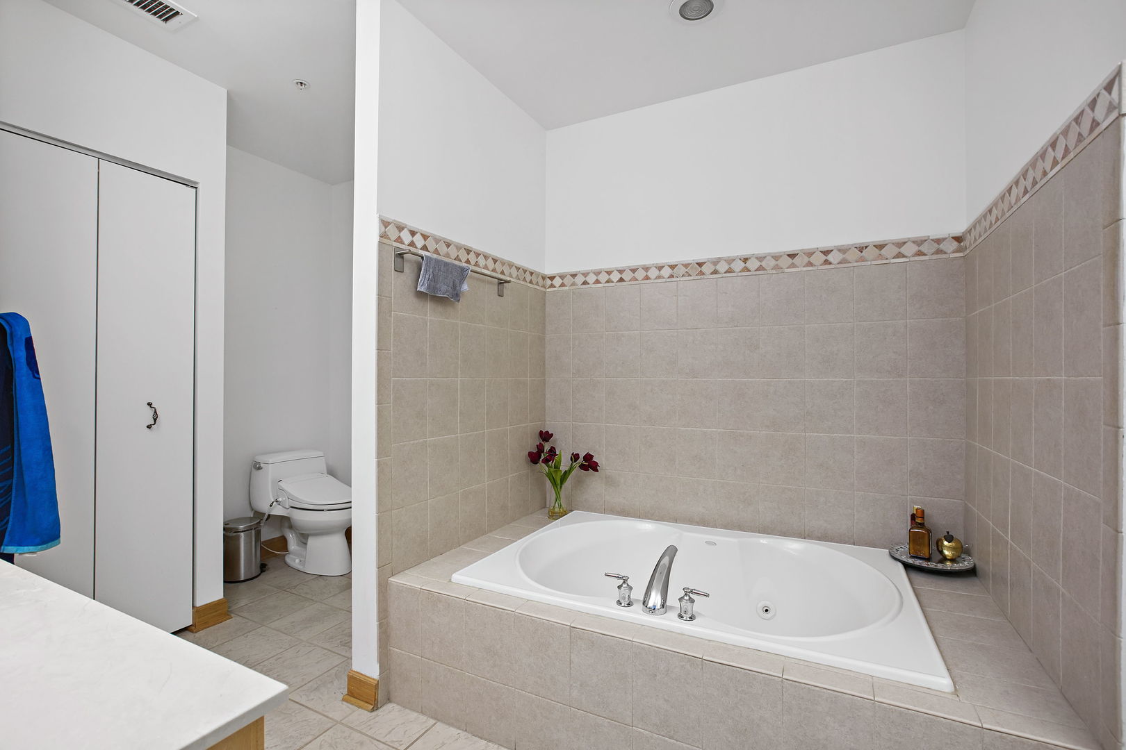 3535 Patten Road Unit: 2A