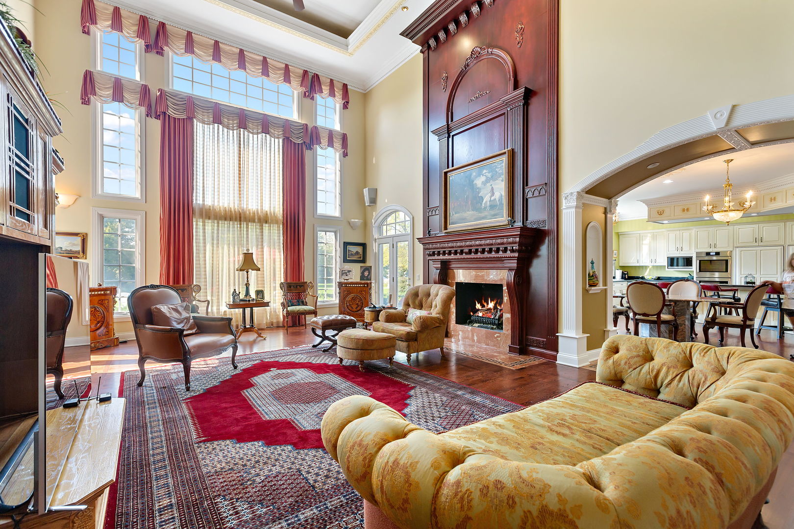 655 W Northcroft Court