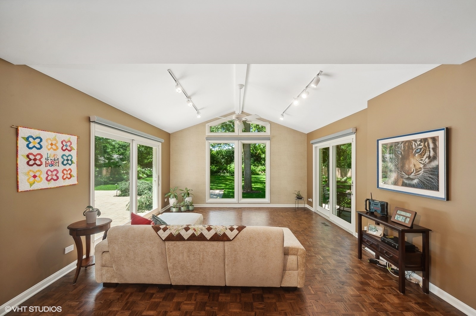 440 Beverly Place