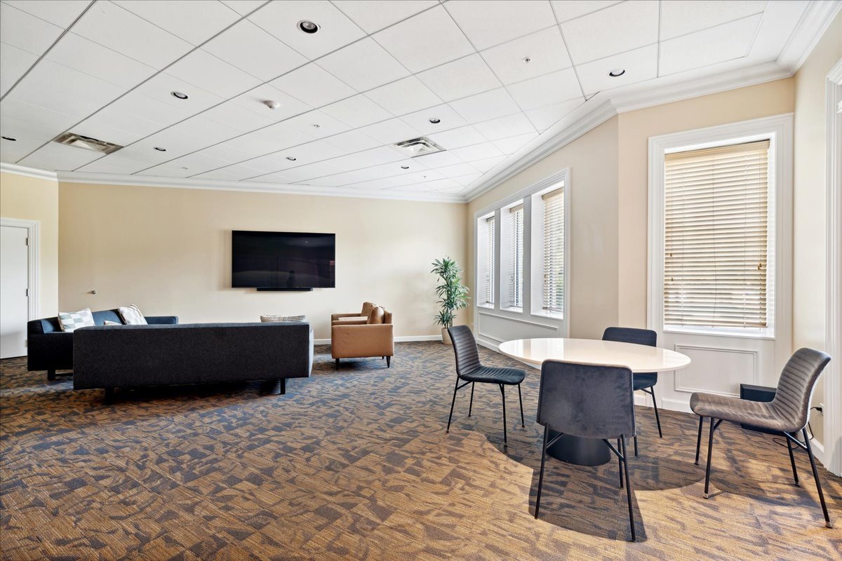 3535 Patten Road Unit: 1B