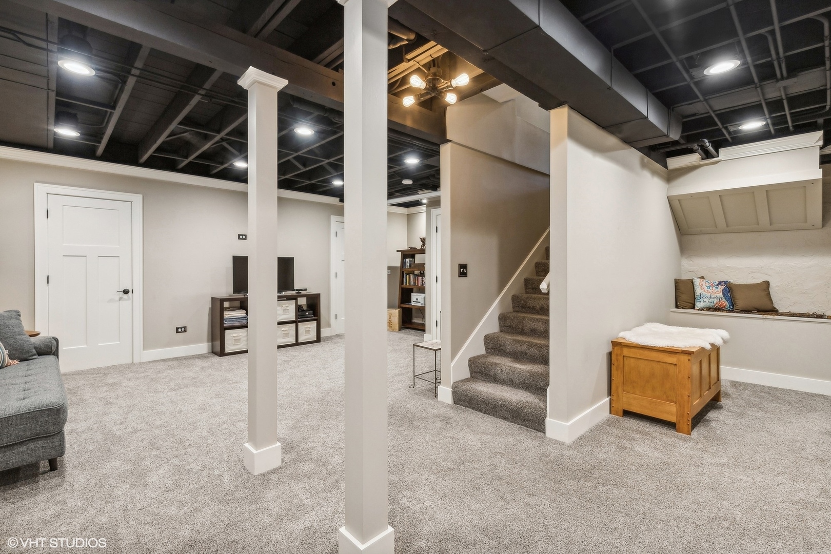 306 E Center Avenue