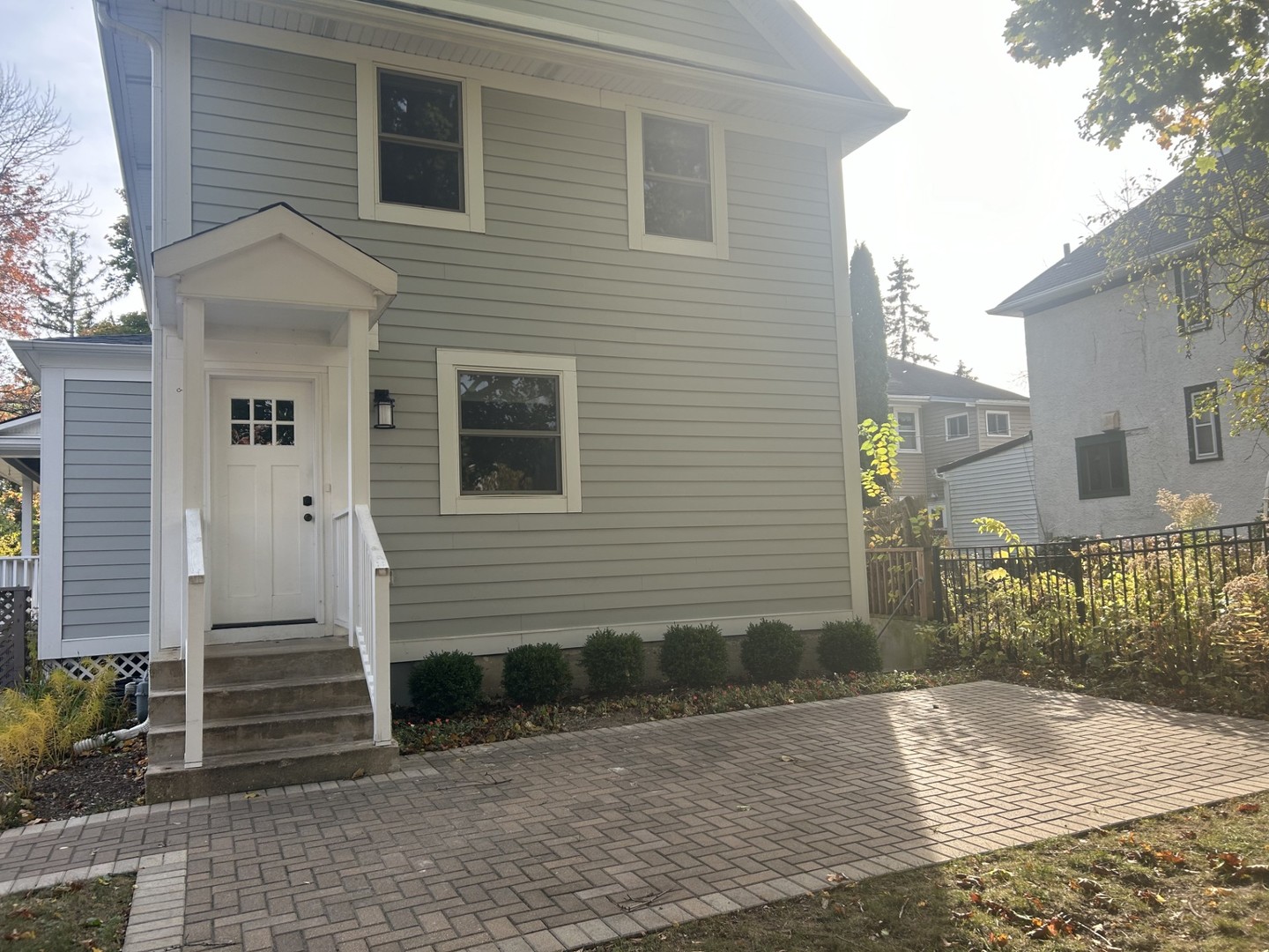 162 E Woodland Road