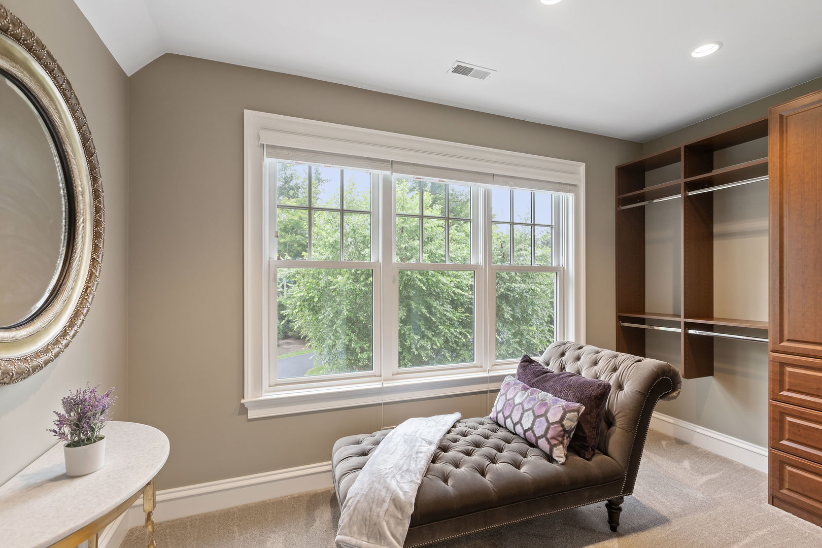 347 Bluffs Edge Drive