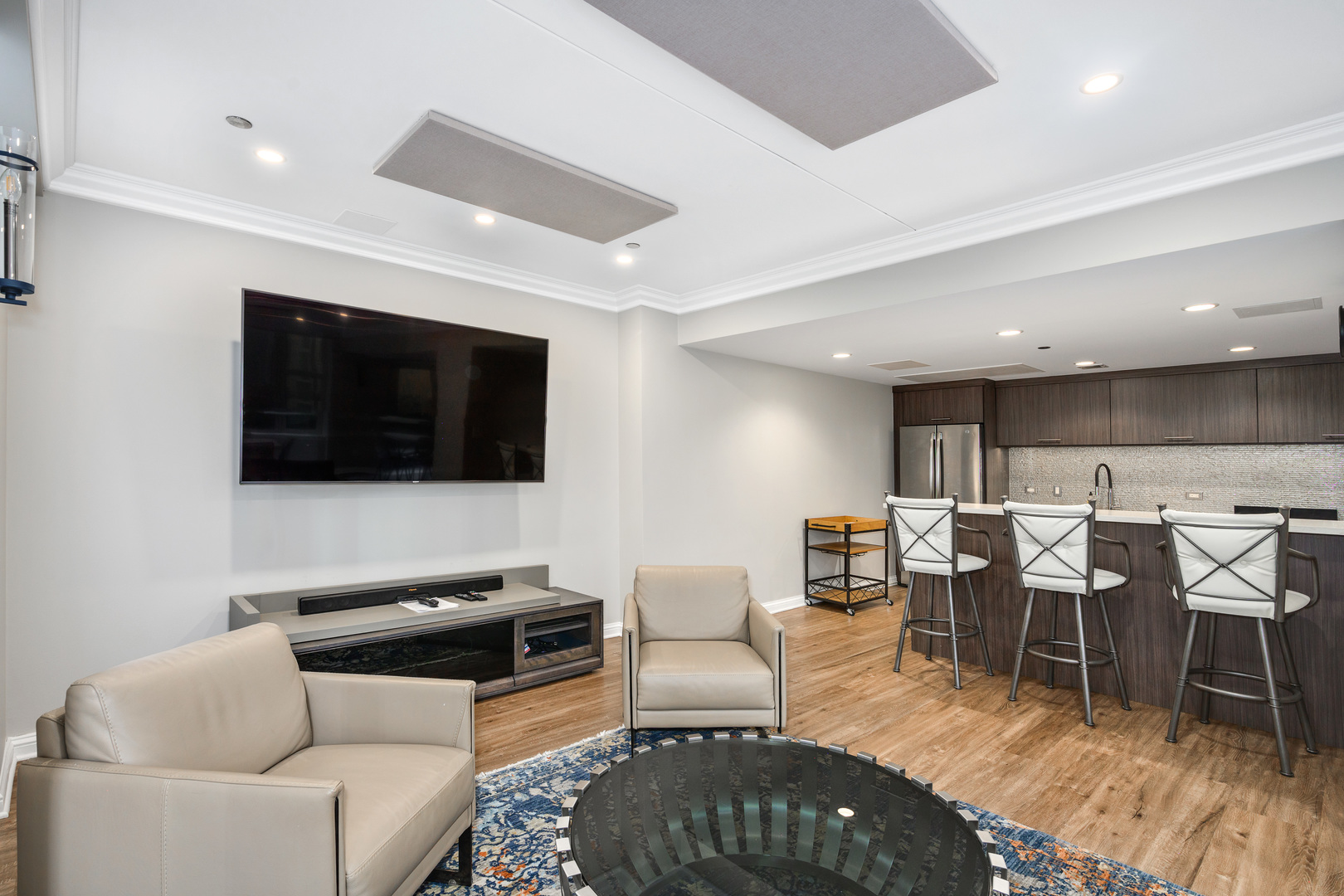 25 E Superior Street Unit: 1301