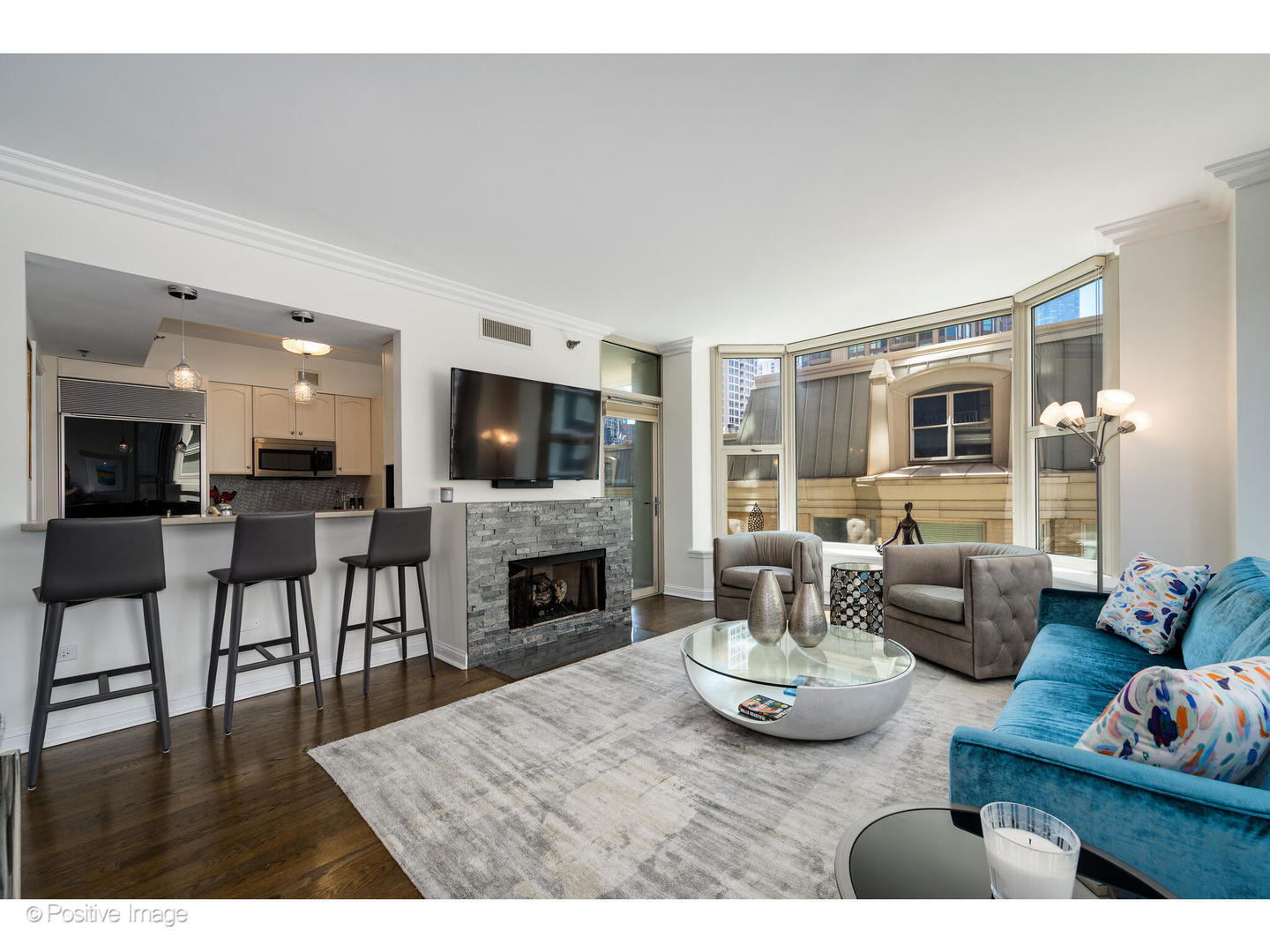 25 E Superior Street Unit: 1301