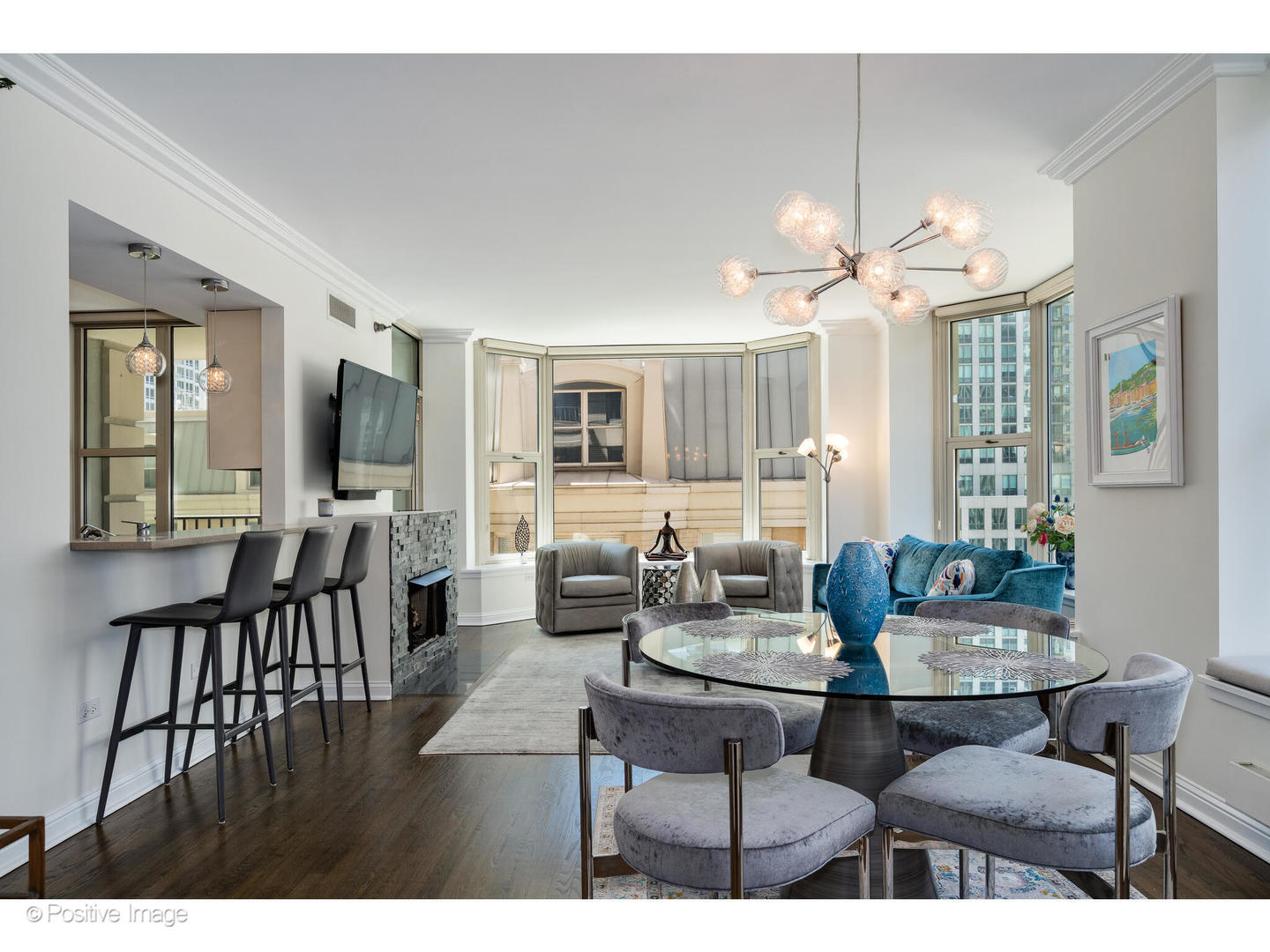 25 E Superior Street Unit: 1301