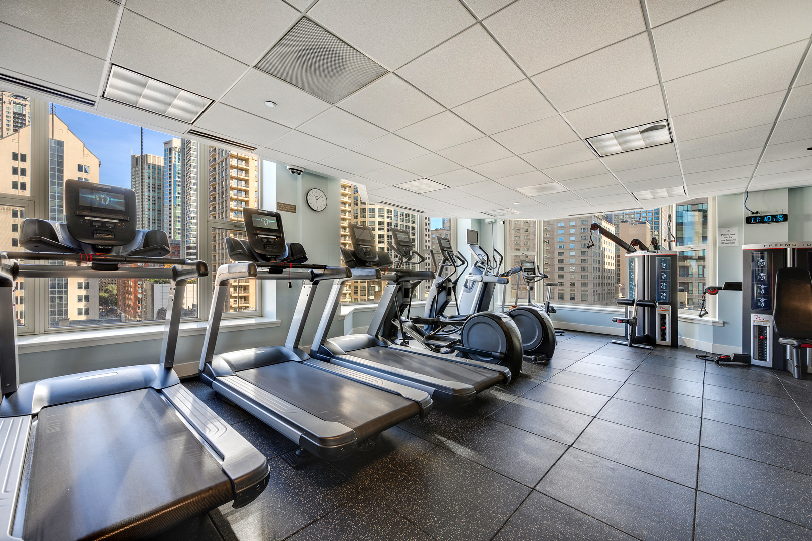 25 E Superior Street Unit: 1301
