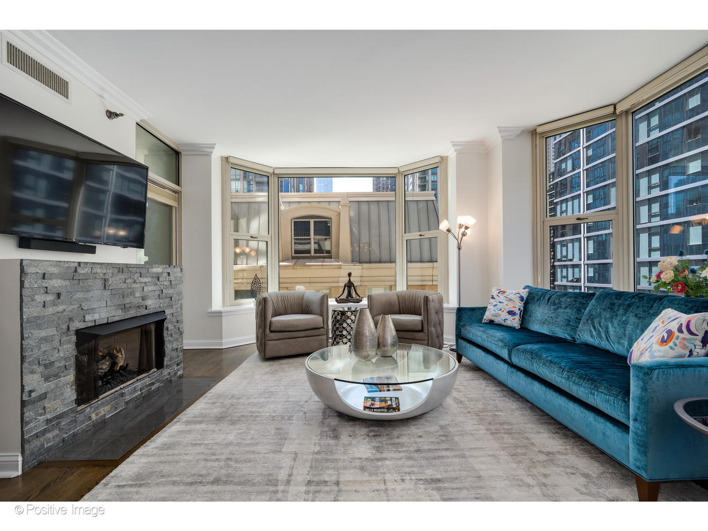 25 E Superior Street Unit: 1301