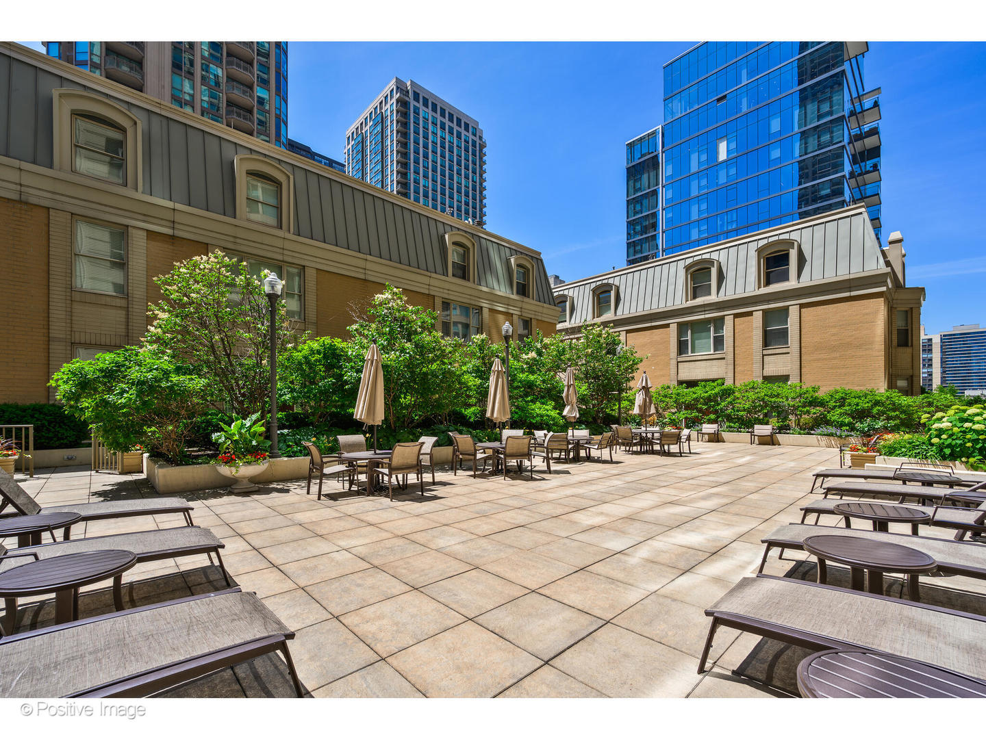 25 E Superior Street Unit: 1301