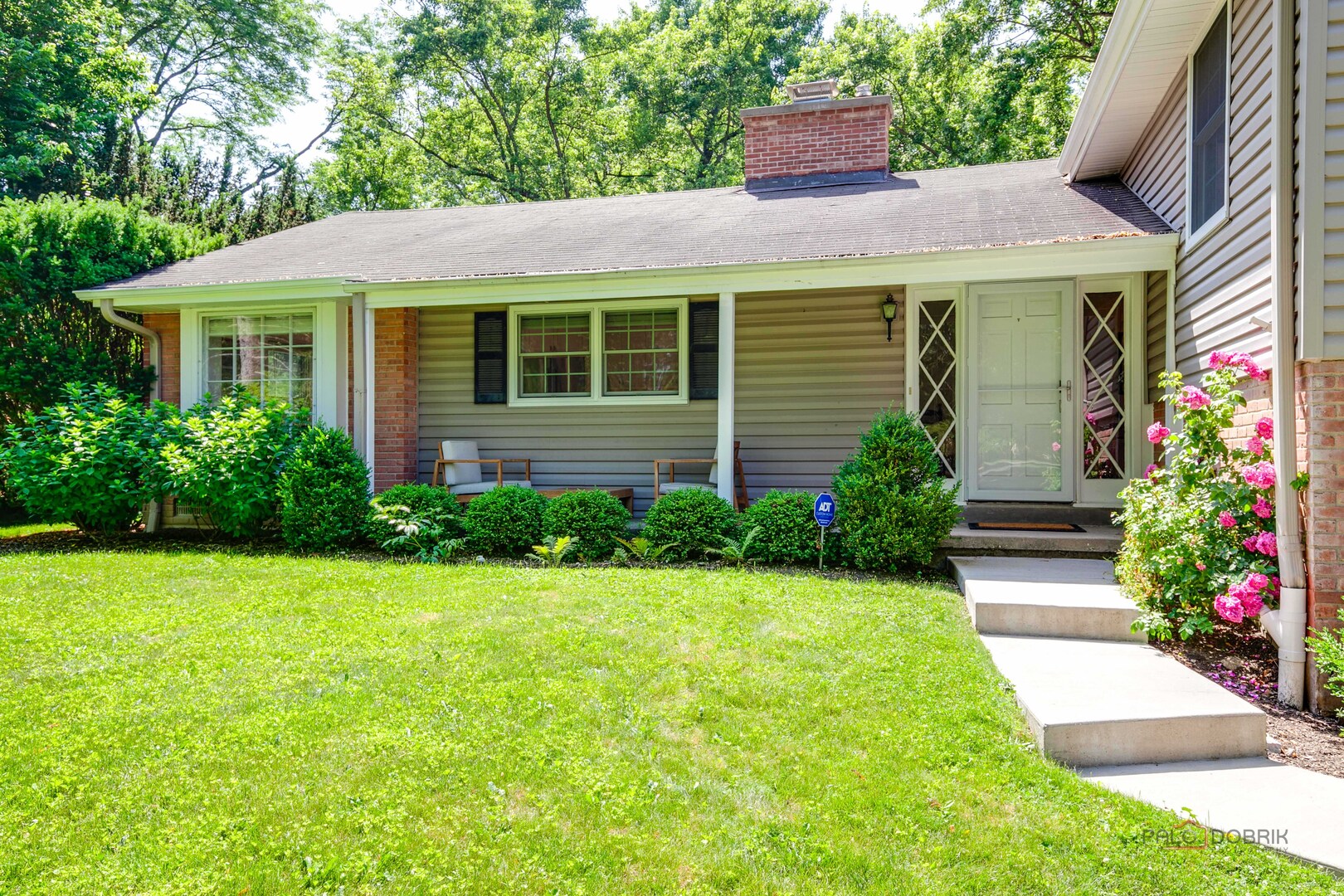 560 Golf Lane