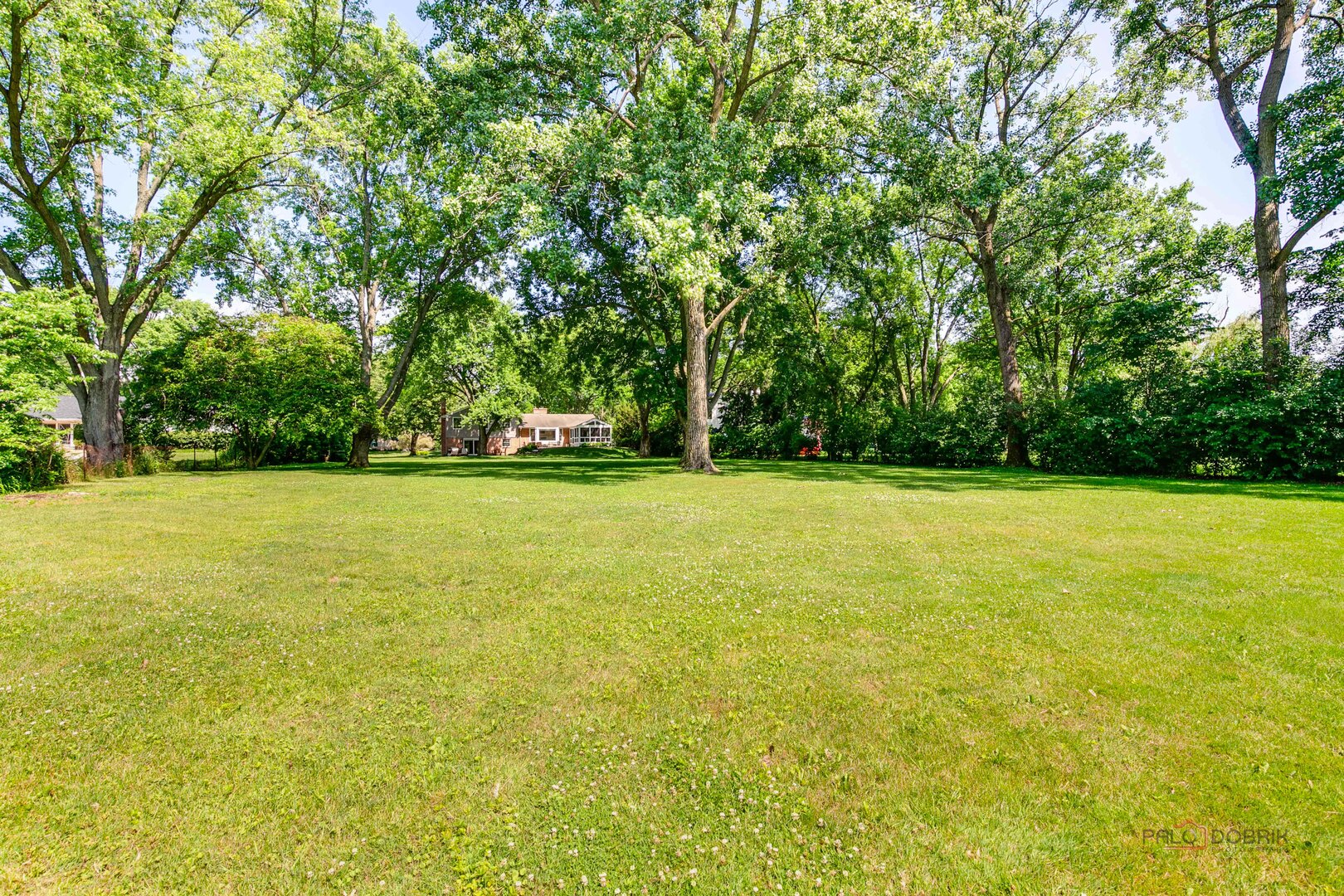 560 Golf Lane