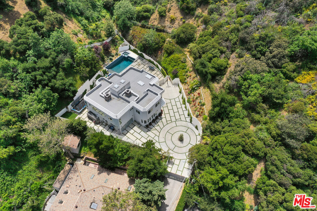 2611 Laurel Pass