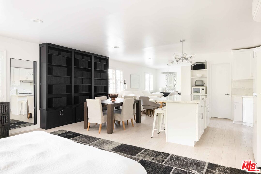 9809 Beeson Dr Unit: C