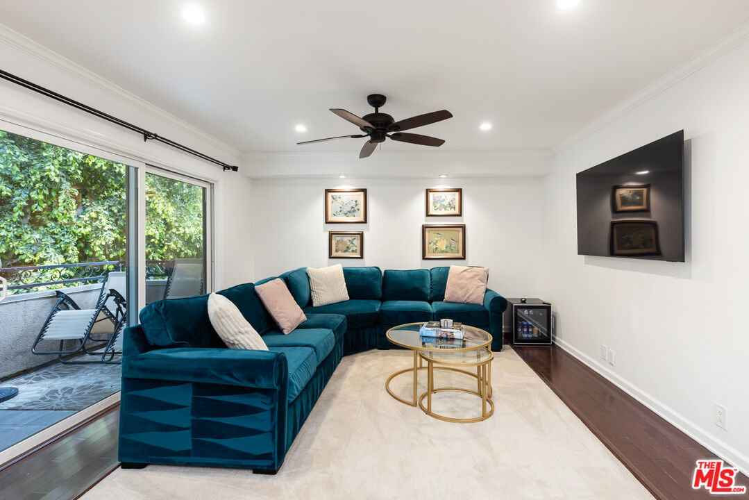 6708 Hillpark Dr Unit: 302