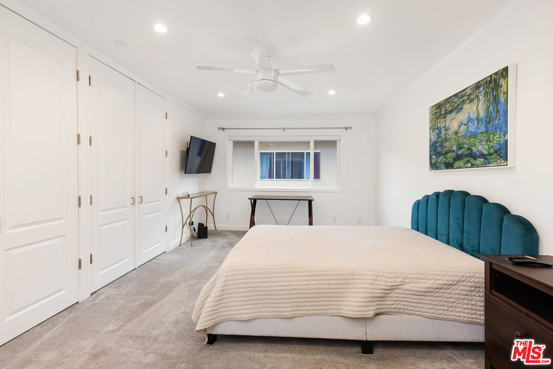 6708 Hillpark Dr Unit: 302