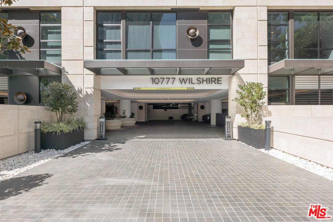 10777 Wilshire Blvd Unit: 603