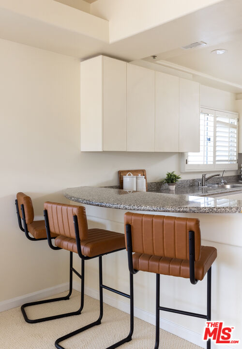 1430 S Bentley Ave Unit: 402