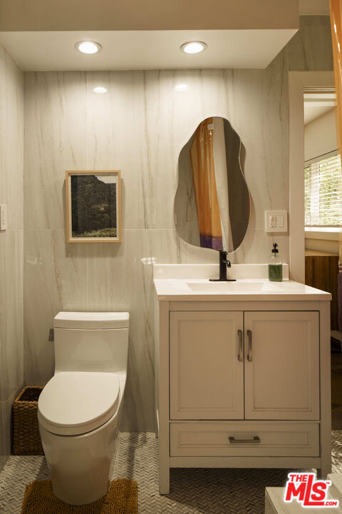 2630 Laurel Pass