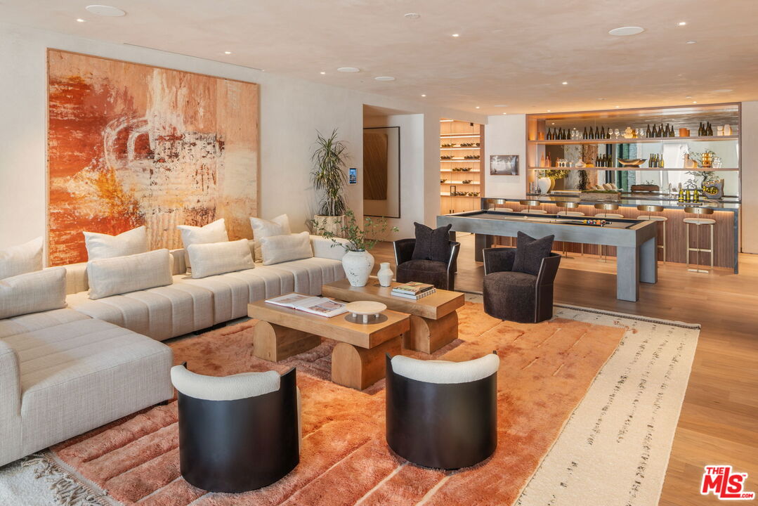 1357 Laurel Way