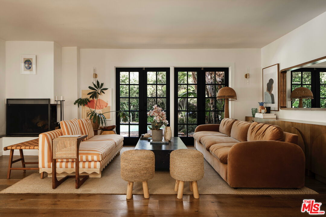 2630 Laurel Pass