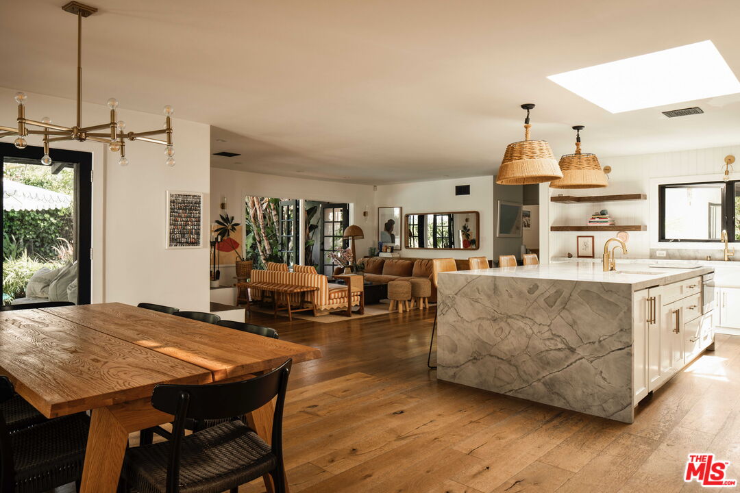 2630 Laurel Pass