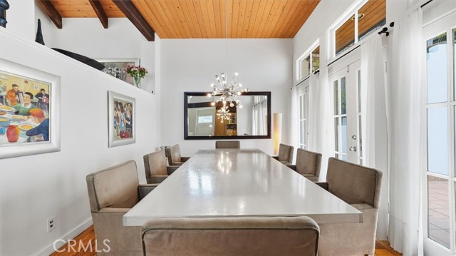 9856 Portola DR