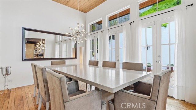 9856 Portola DR