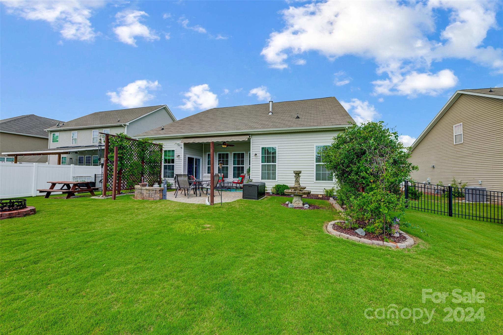 1229 Horsesugar Road