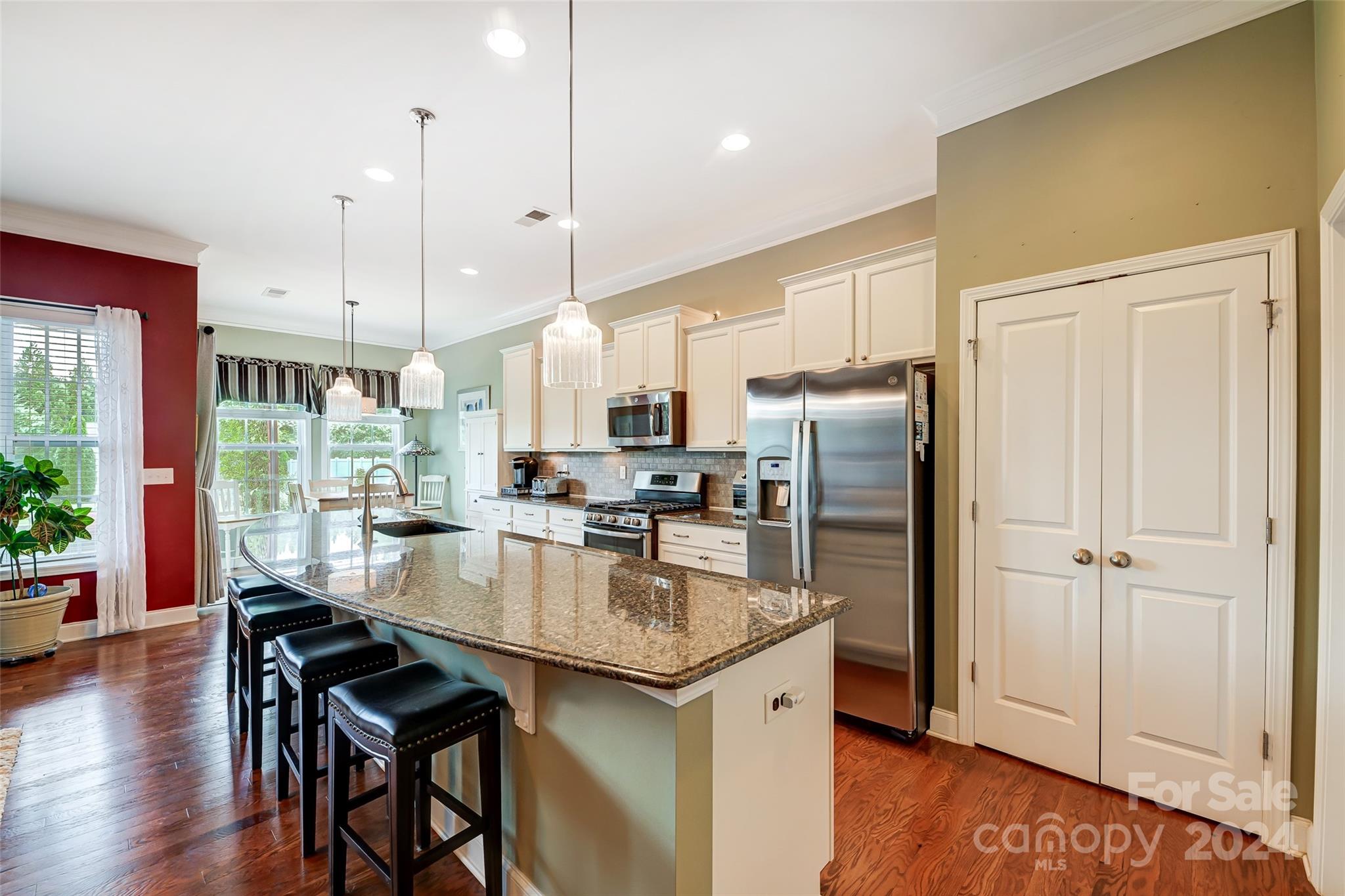 1229 Horsesugar Road