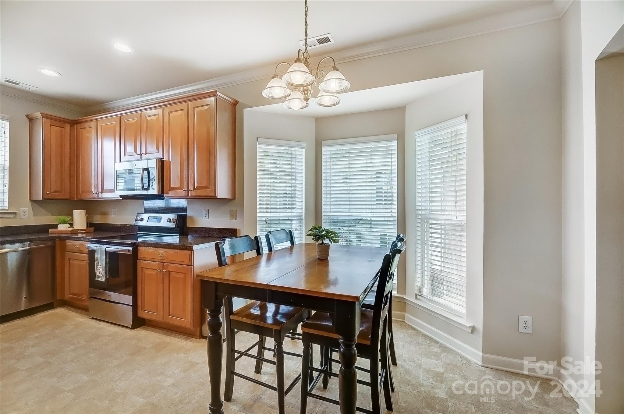 921 Dunes Court
