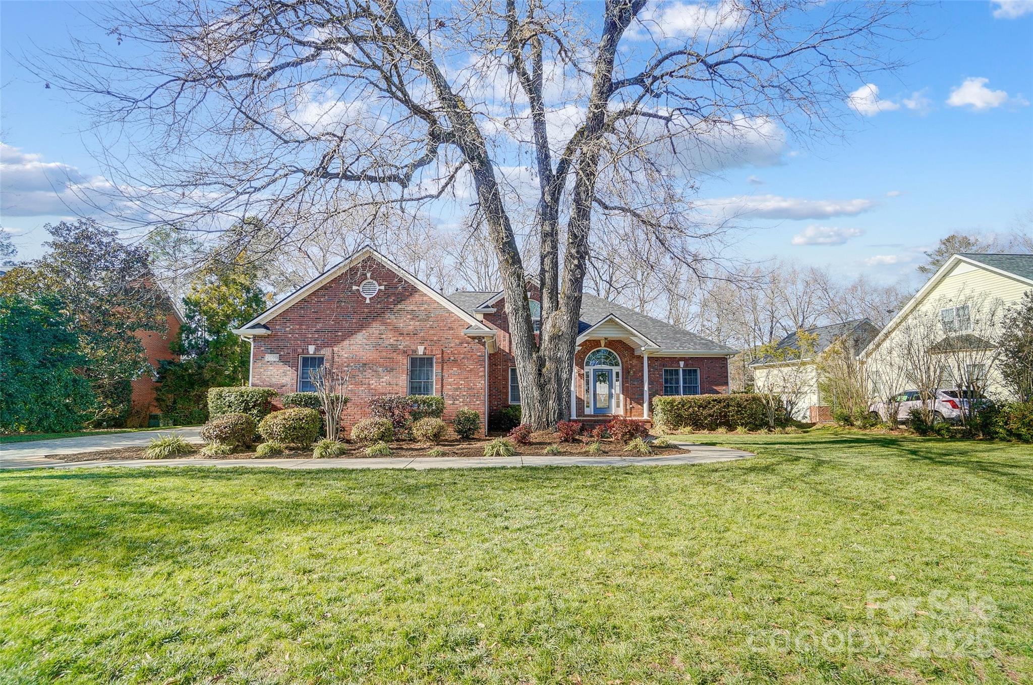 2010 Olde Oxford Court