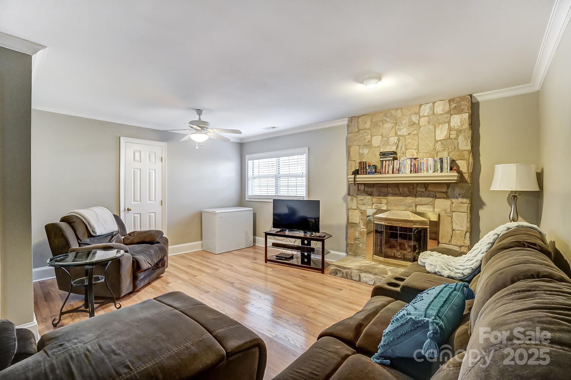 2811 Ashley Arbor Drive