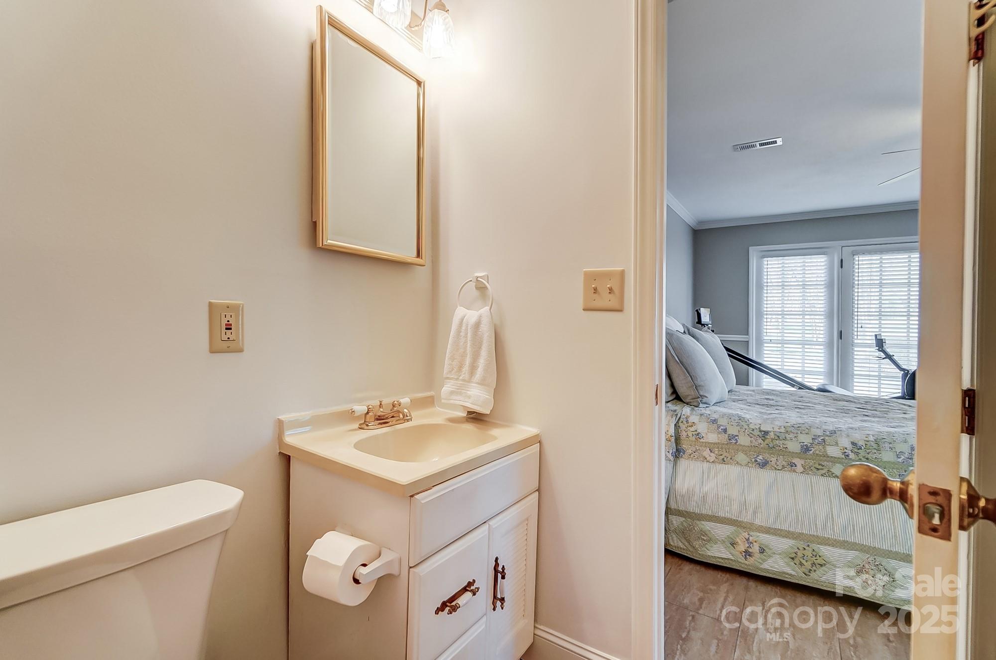 2811 Ashley Arbor Drive