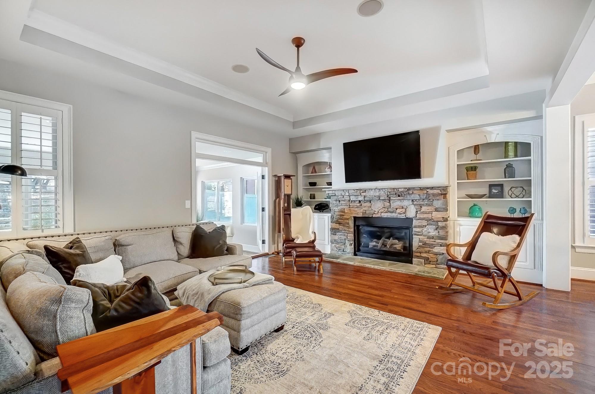 815 Stratford Run Drive