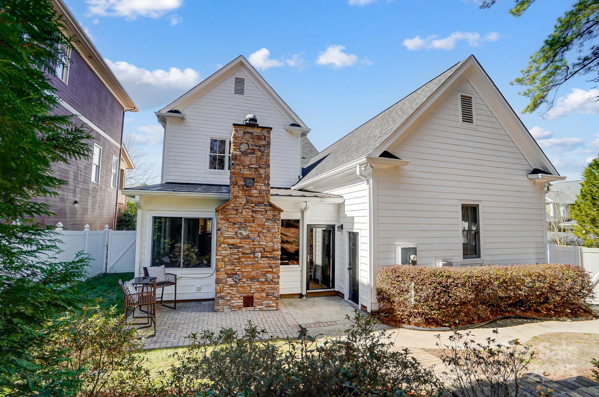 815 Stratford Run Drive