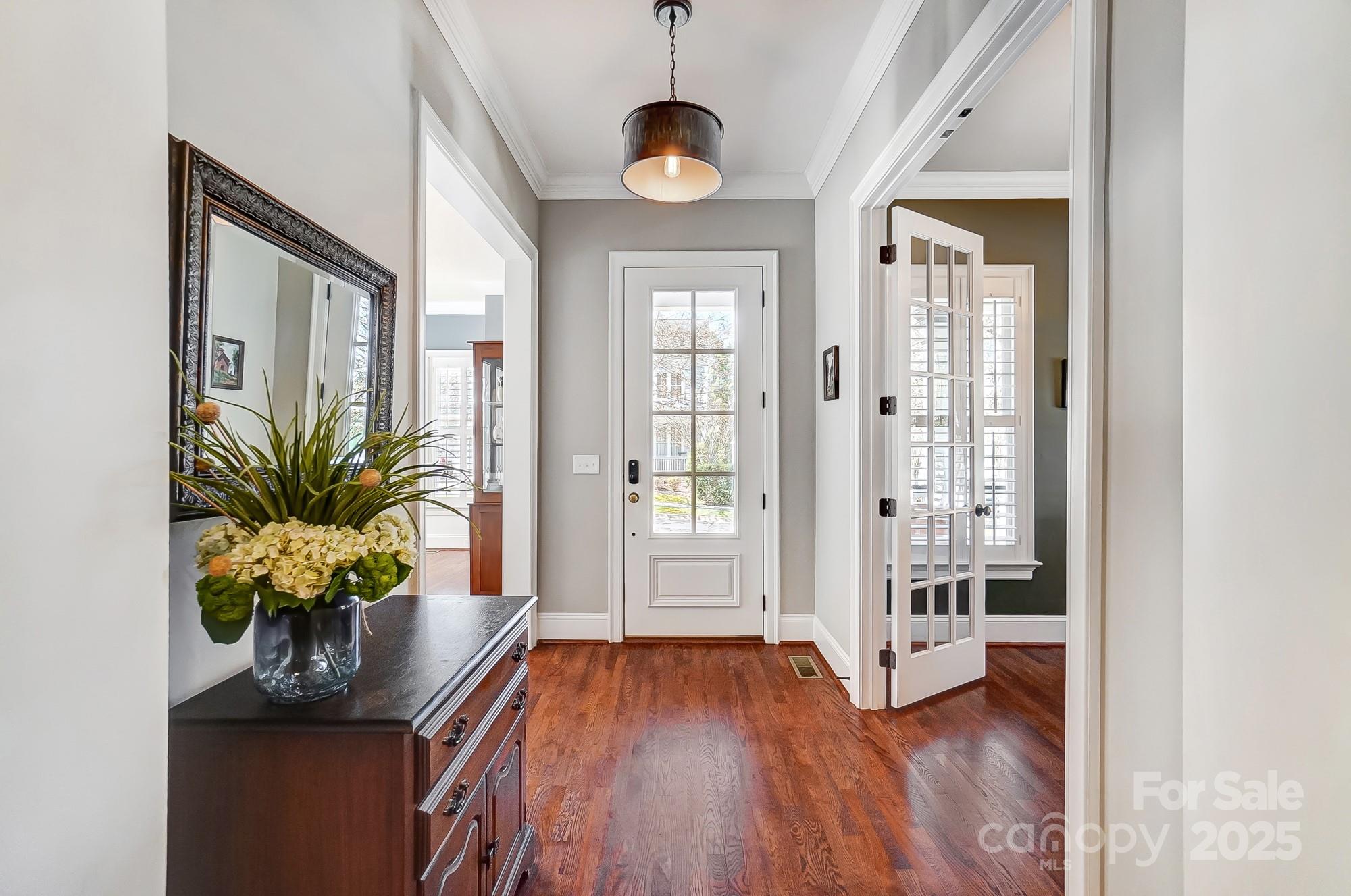 815 Stratford Run Drive