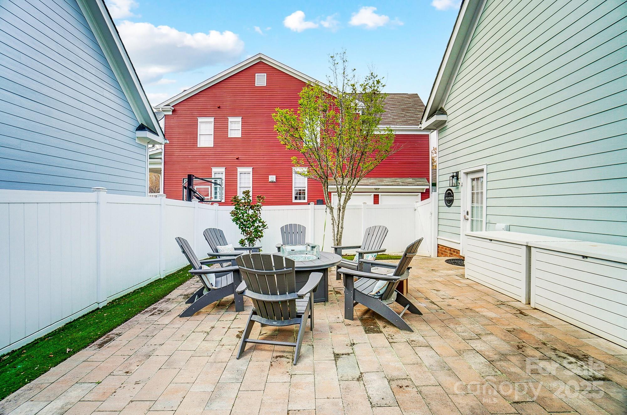 916 Tuckerton Drive