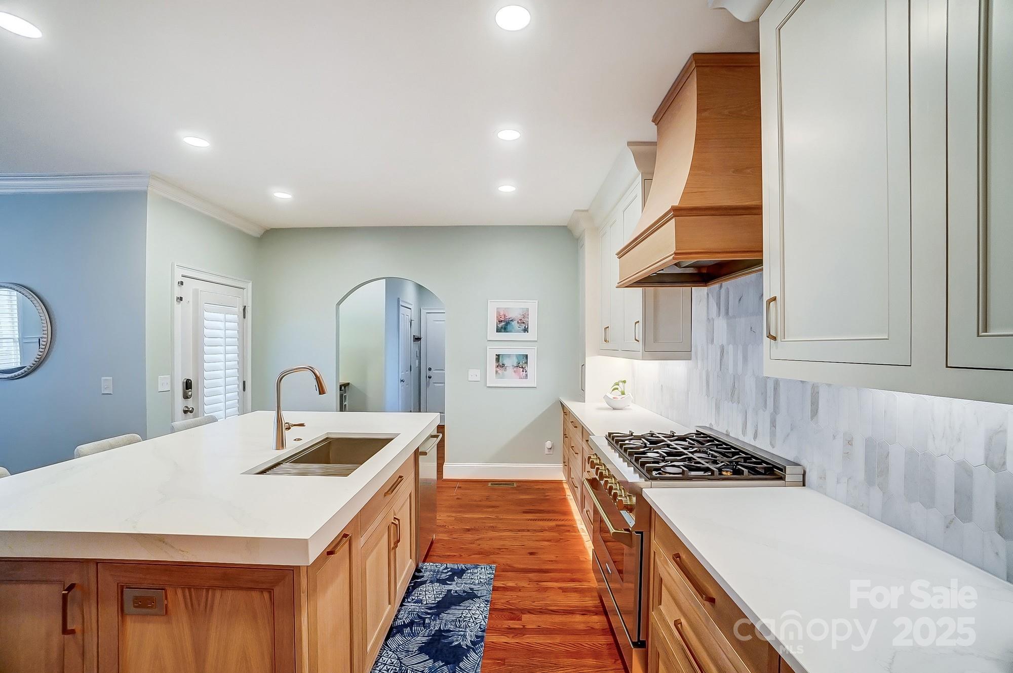 916 Tuckerton Drive