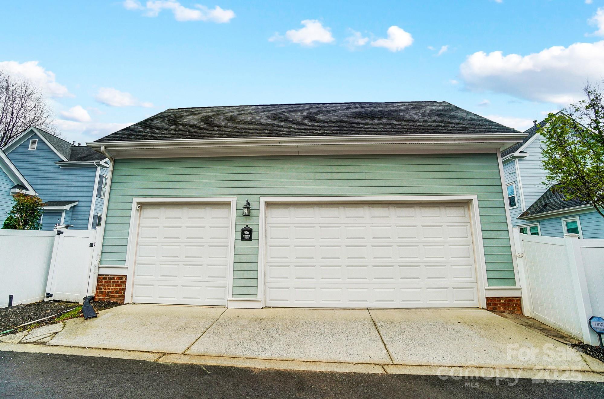 916 Tuckerton Drive