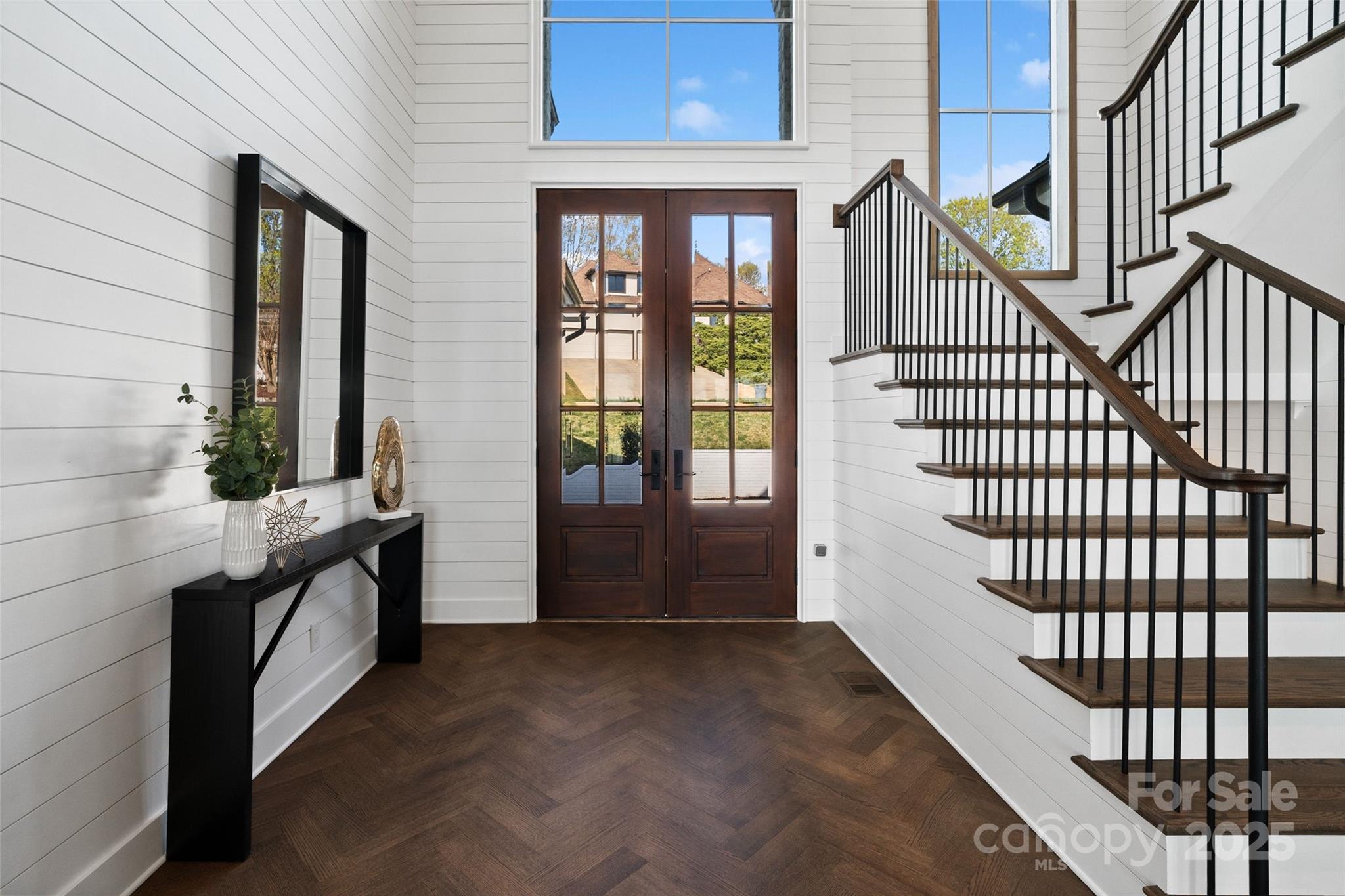 7116 Topsail Circle