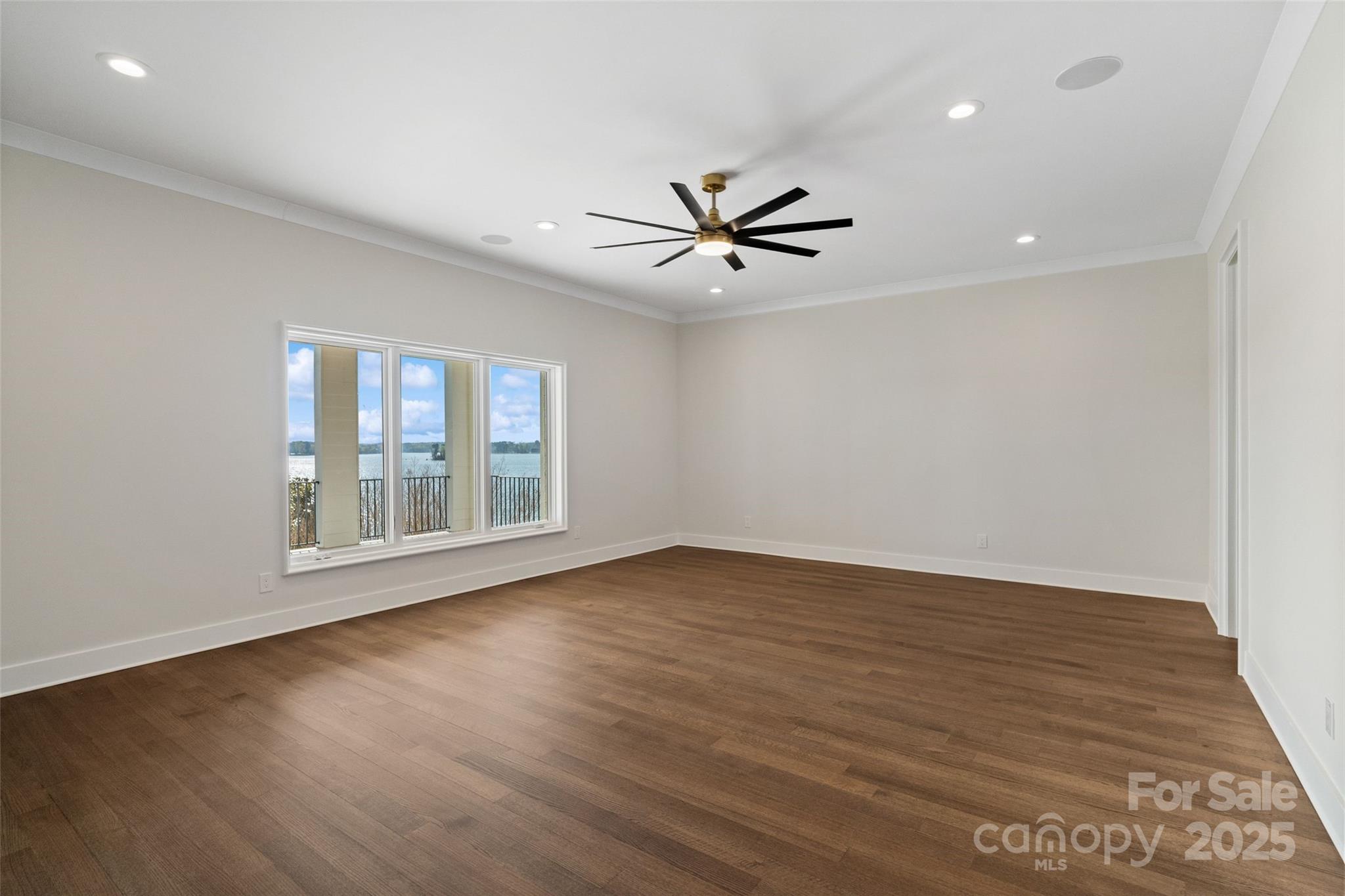 7116 Topsail Circle
