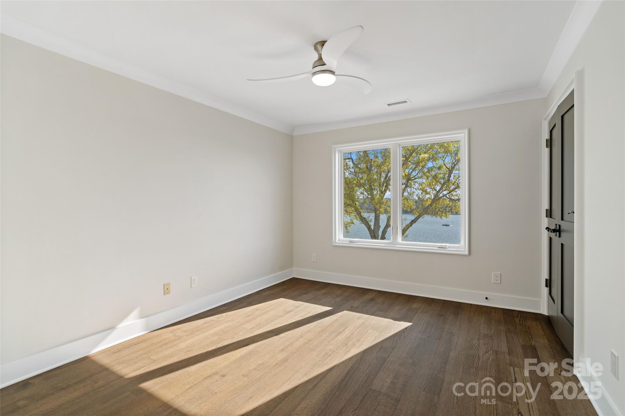 7116 Topsail Circle