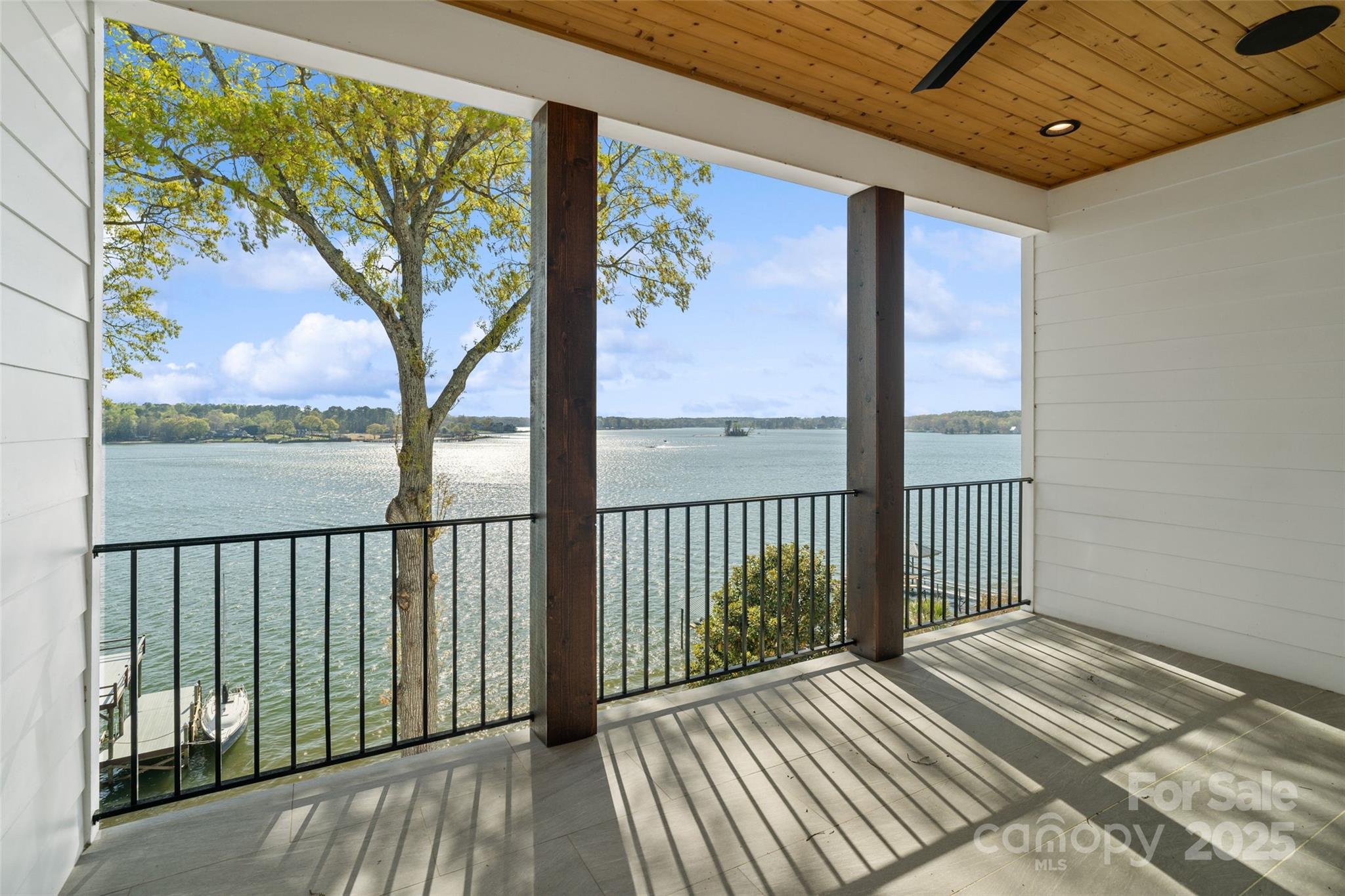 7116 Topsail Circle