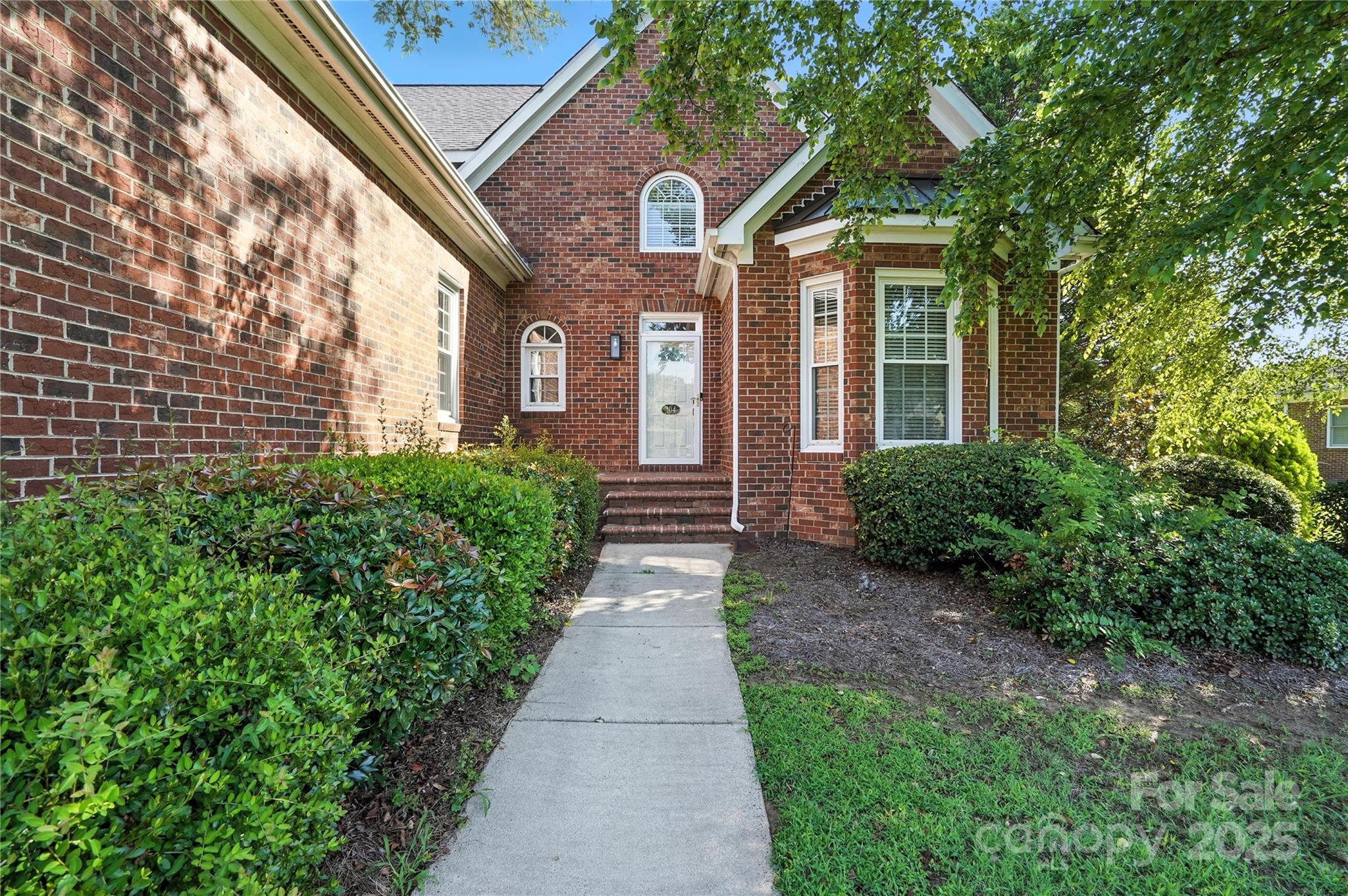104 Fairwind Court