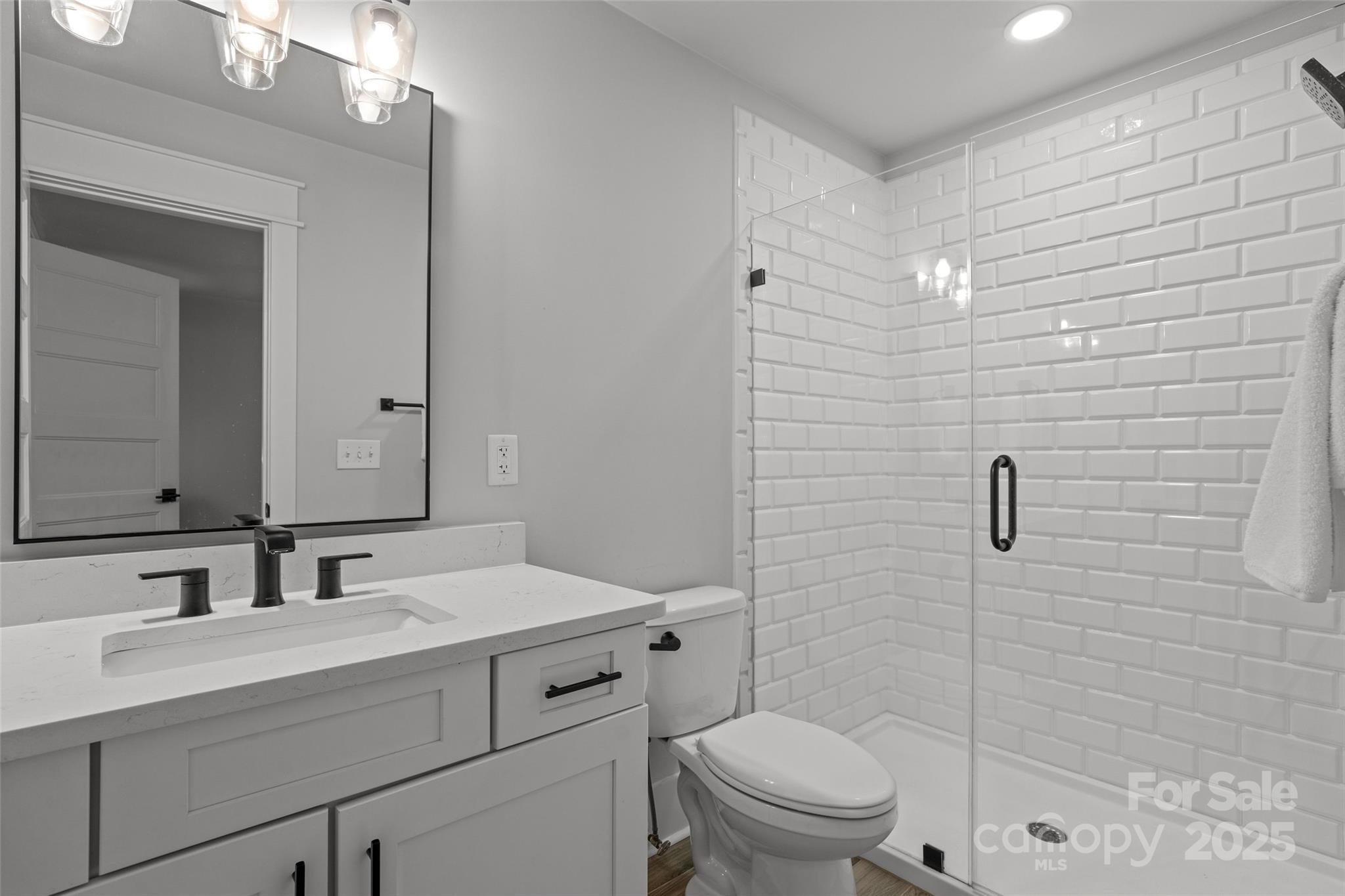 1381 Ridgewood Drive